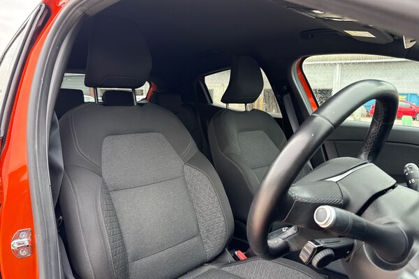 Used Renault Clio 2020 for sale - 76288156: Photo 13