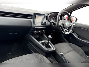 Used Renault Clio 2020 for sale - 76288156: Photo 4