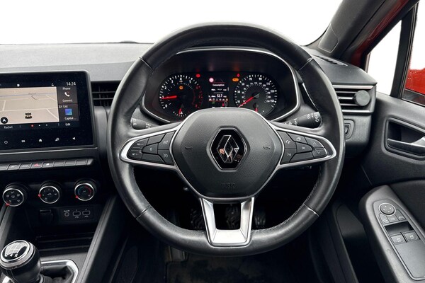 Used Renault Clio 2020 for sale - 76288156: Photo 5