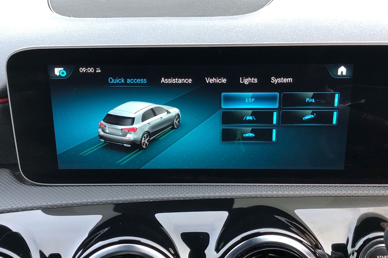 Used Mercedes-Benz A-Class 2020 for sale - 77929034: Photo 13