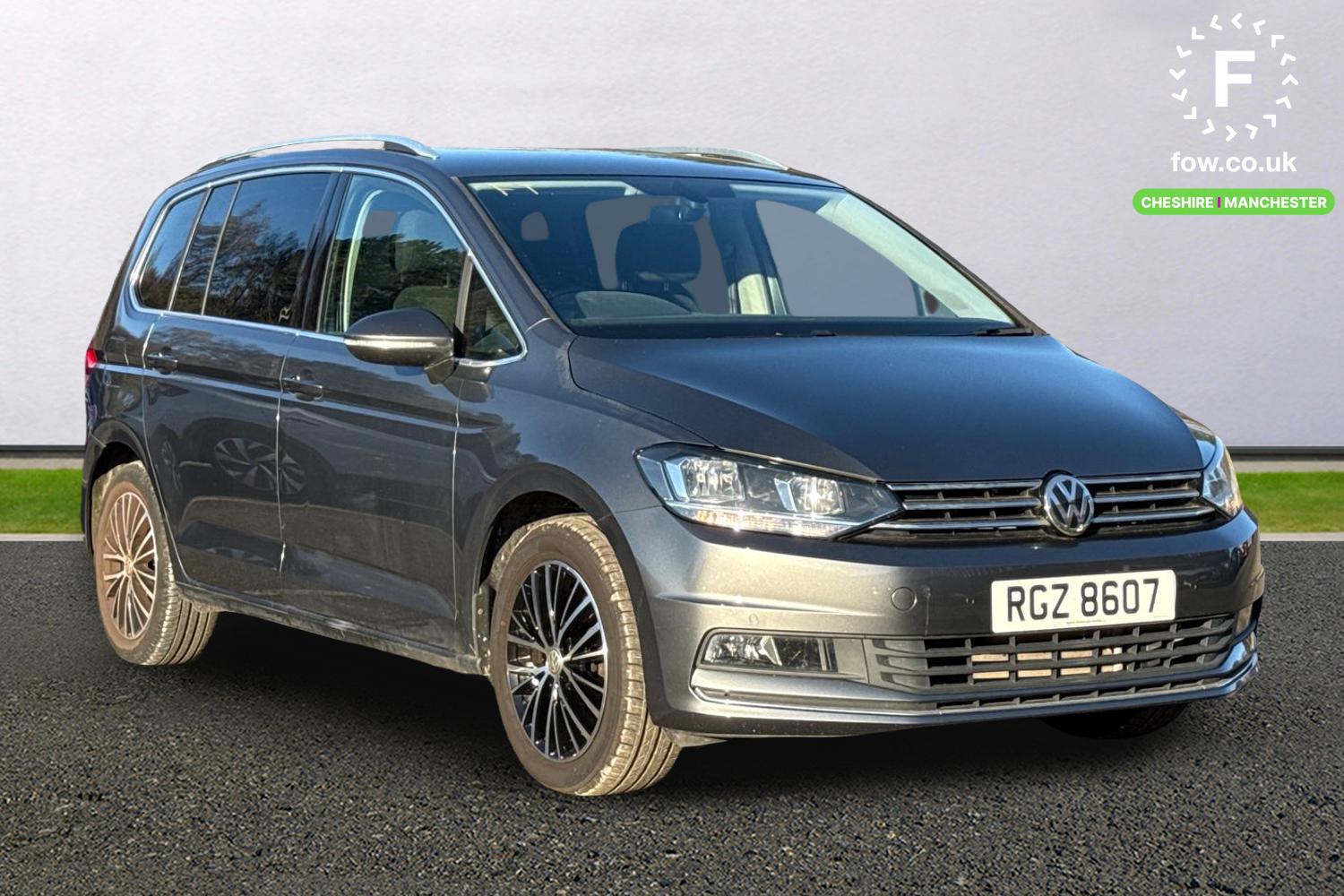 Used Volkswagen Touran 2020 for sale - 76732513: Photo 1