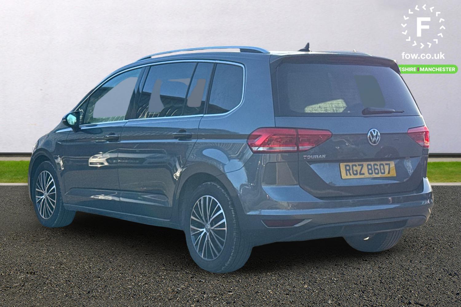 Used Volkswagen Touran 2020 for sale - 76732513: Photo 2