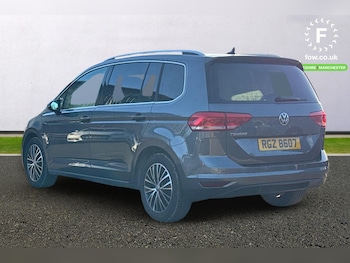 Used Volkswagen Touran 2020 for sale - 76732513: Photo