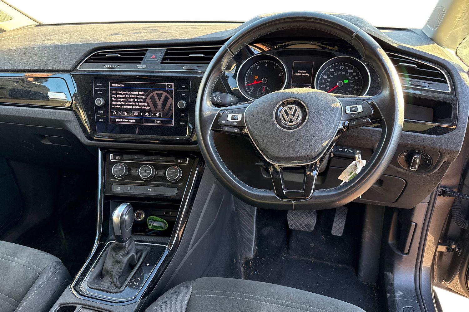 Used Volkswagen Touran 2020 for sale - 76732513: Photo 3