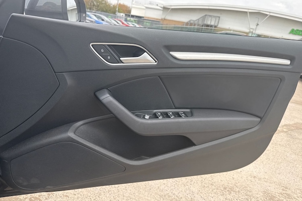 Used Audi A3 2017 for sale - 76300250: Photo 12