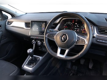 Used Renault Captur 2020 for sale - 76535159: Photo