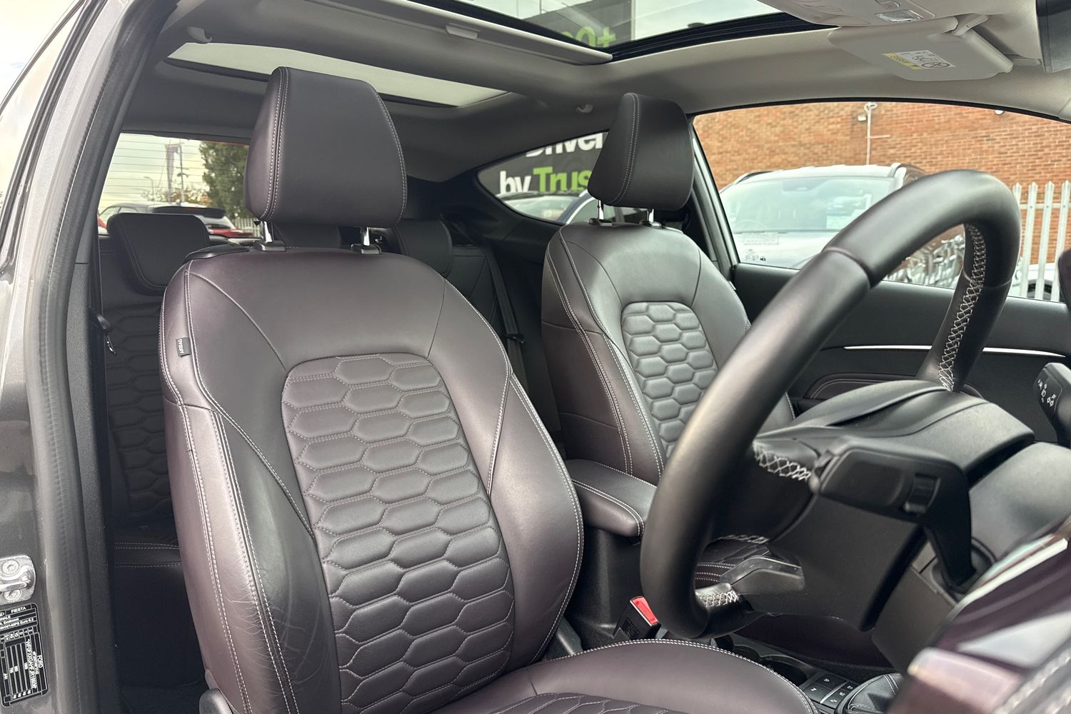 Used Ford Fiesta 2018 for sale - 76334512: Photo 13
