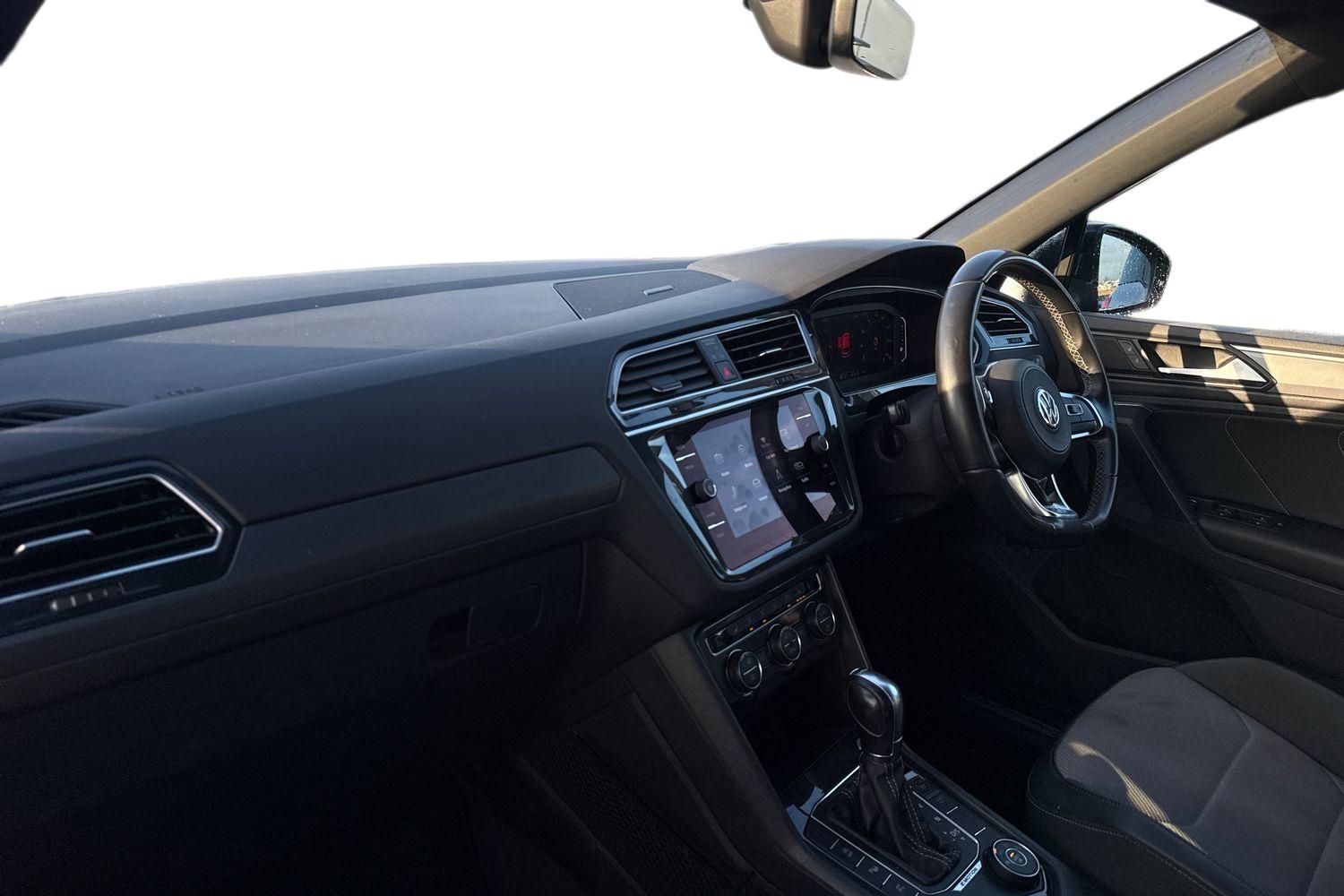 Used Volkswagen Tiguan 2019 for sale - 76929279: Photo 4