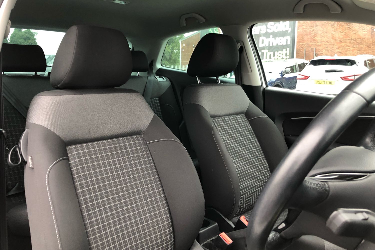 Used Volkswagen Polo 2016 for sale - 76324023: Photo 13