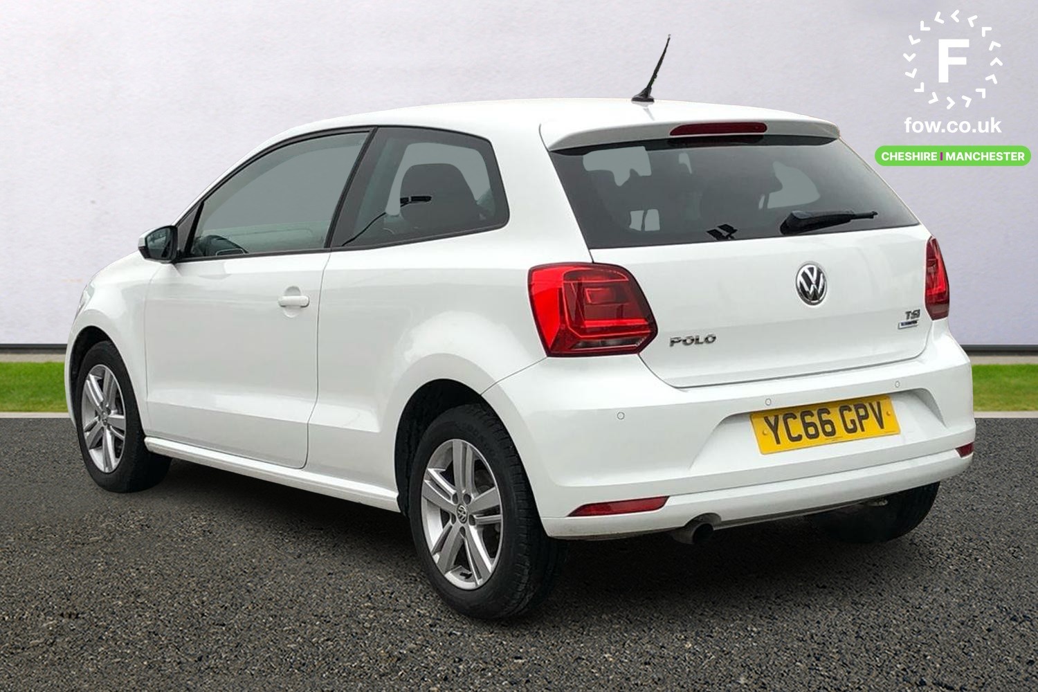 Used Volkswagen Polo 2016 for sale - 76324023: Photo 2