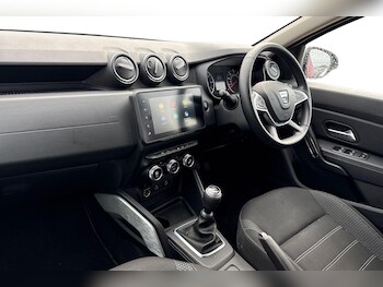 Used Dacia Duster 2022 for sale - 76323992: Photo 4