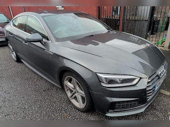 2017 - 2.0 TDI Ultra S Line 5dr S Tronic