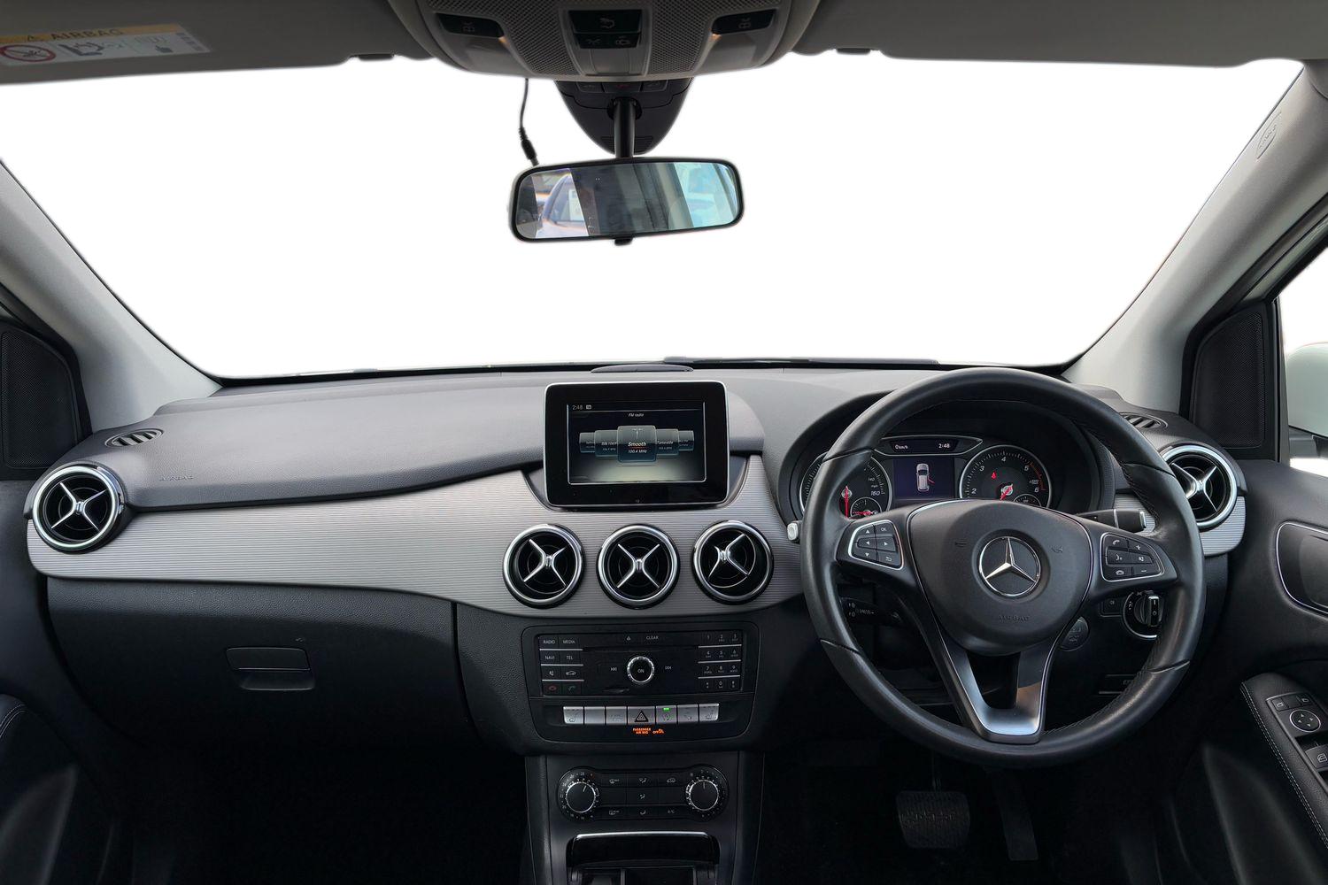 Used Mercedes-Benz B Class 2017 for sale - 76711749: Photo 3