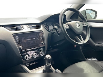Used Skoda Octavia 2019 for sale - 78971619: Photo