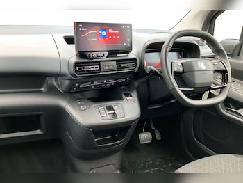 Used Vauxhall Combo Life 2024 for sale - 77649478: Photo