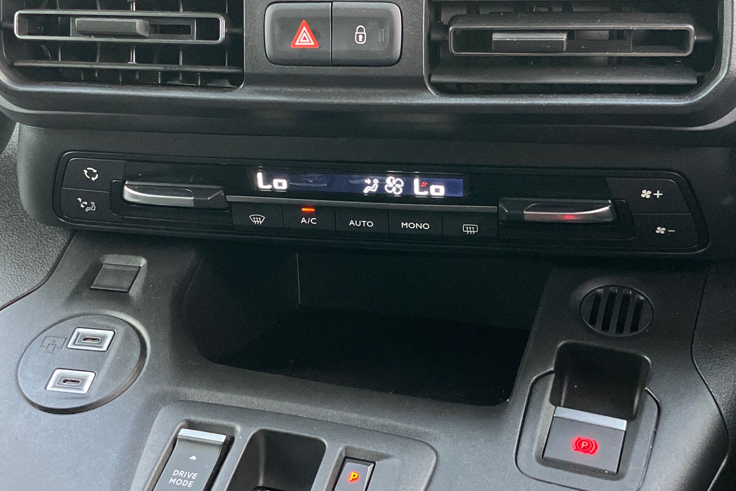 Used Vauxhall Combo Life 2024 for sale - 77649478: Photo 9