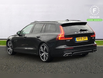 Used Volvo V60 2019 for sale - 76972815: Photo