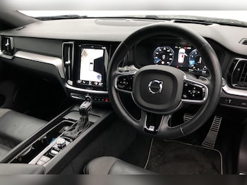 Used Volvo V60 2019 for sale - 76972815: Photo