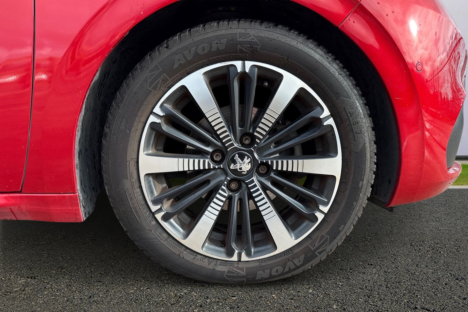 Used Peugeot 208 2018 for sale - 76929329: Photo 16