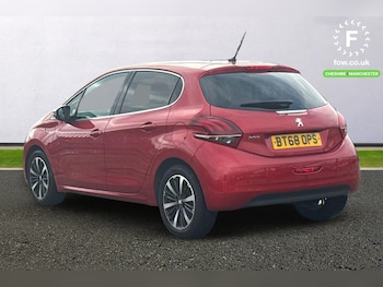 Used Peugeot 208 2018 for sale - 76929329: Photo