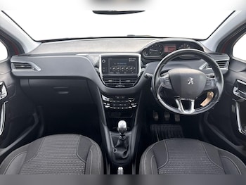 Used Peugeot 208 2018 for sale - 76929329: Photo