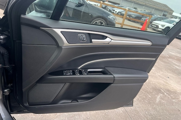 Used Ford Mondeo 2018 for sale - 76219940: Photo 10