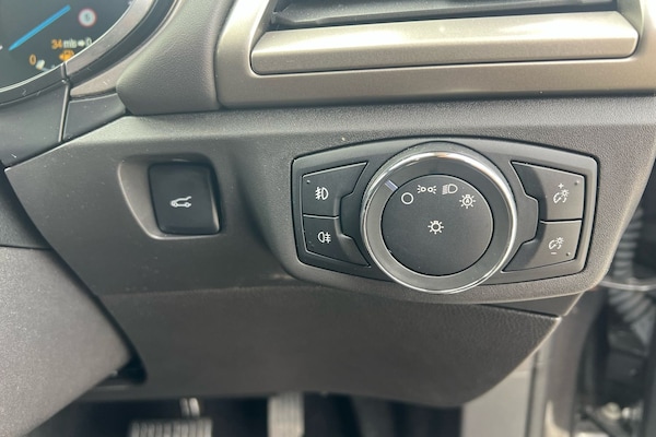 Used Ford Mondeo 2018 for sale - 76219940: Photo 9