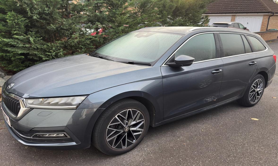 Used Skoda Octavia 2021 for sale - 76509120: Photo 2