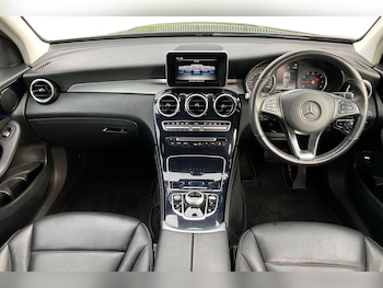 Used Mercedes-Benz GLC 2019 for sale - 78368319: Photo