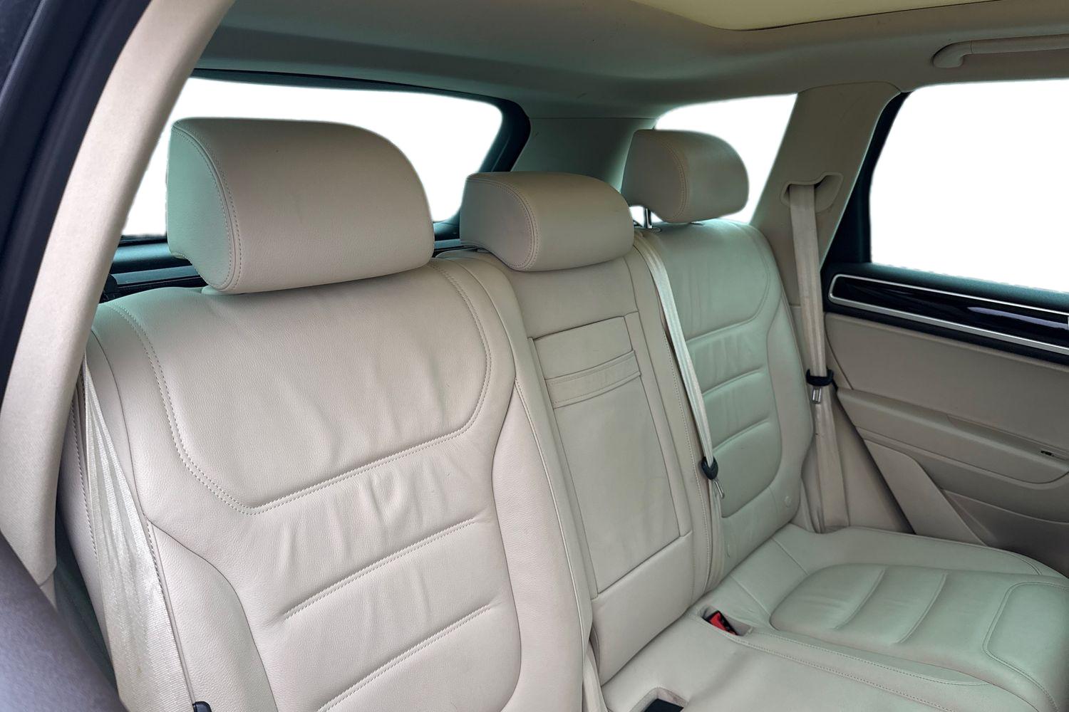 Used Volkswagen Touareg 2016 for sale - 76438846: Photo 14