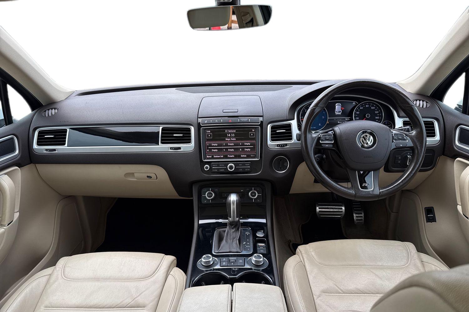 Used Volkswagen Touareg 2016 for sale - 76438846: Photo 3