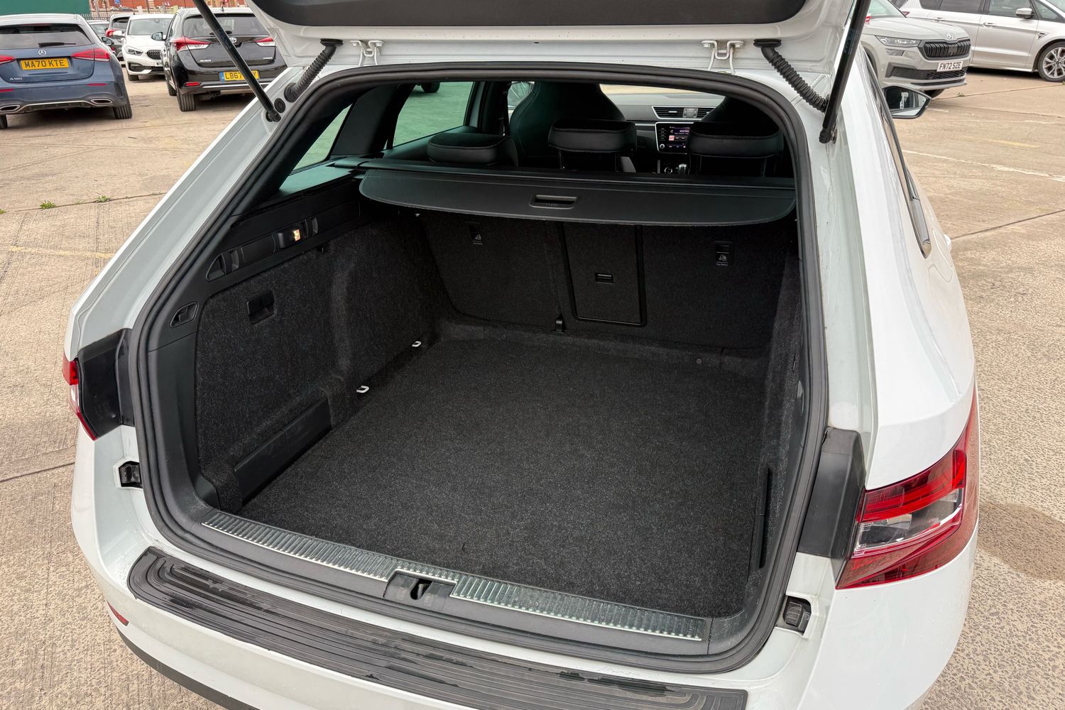 Used Skoda Superb 2019 for sale - 75724331: Photo 15