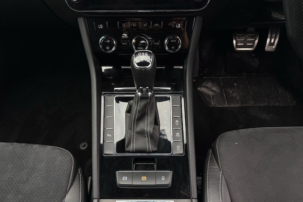 Used Skoda Superb 2019 for sale - 75724331: Photo 8