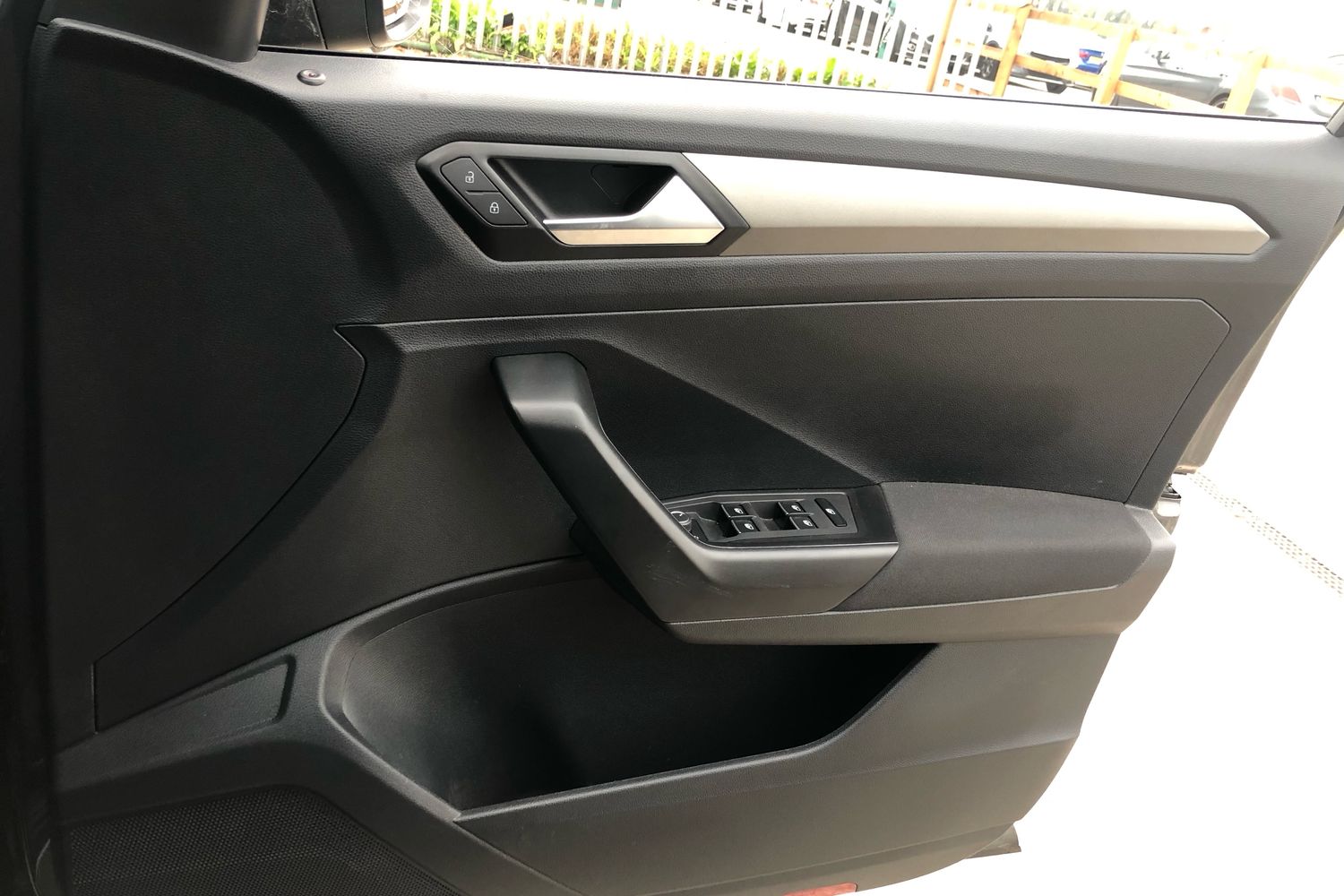 Used Volkswagen T-Roc 2020 for sale - 75962599: Photo 12