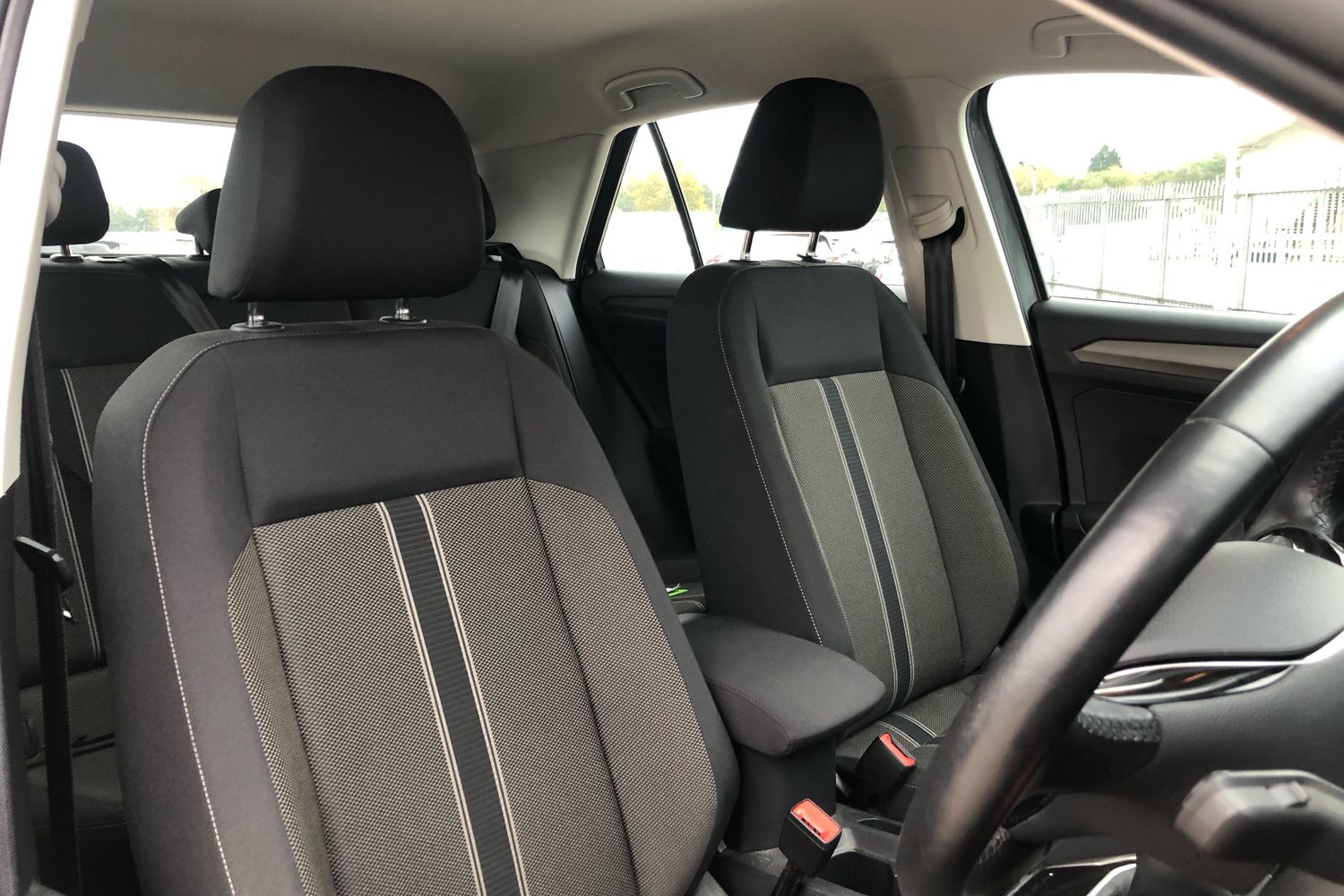 Used Volkswagen T-Roc 2020 for sale - 75962599: Photo 13