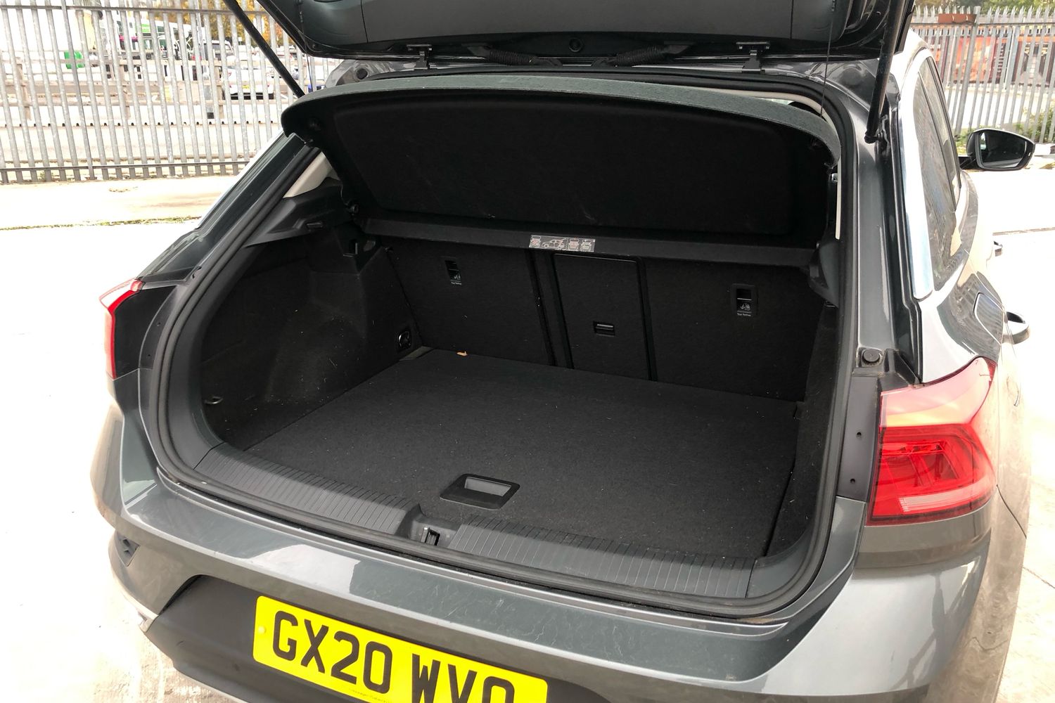 Used Volkswagen T-Roc 2020 for sale - 75962599: Photo 15