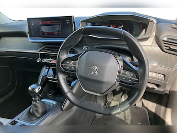 Used Peugeot 2008 2021 for sale - 78413466: Photo