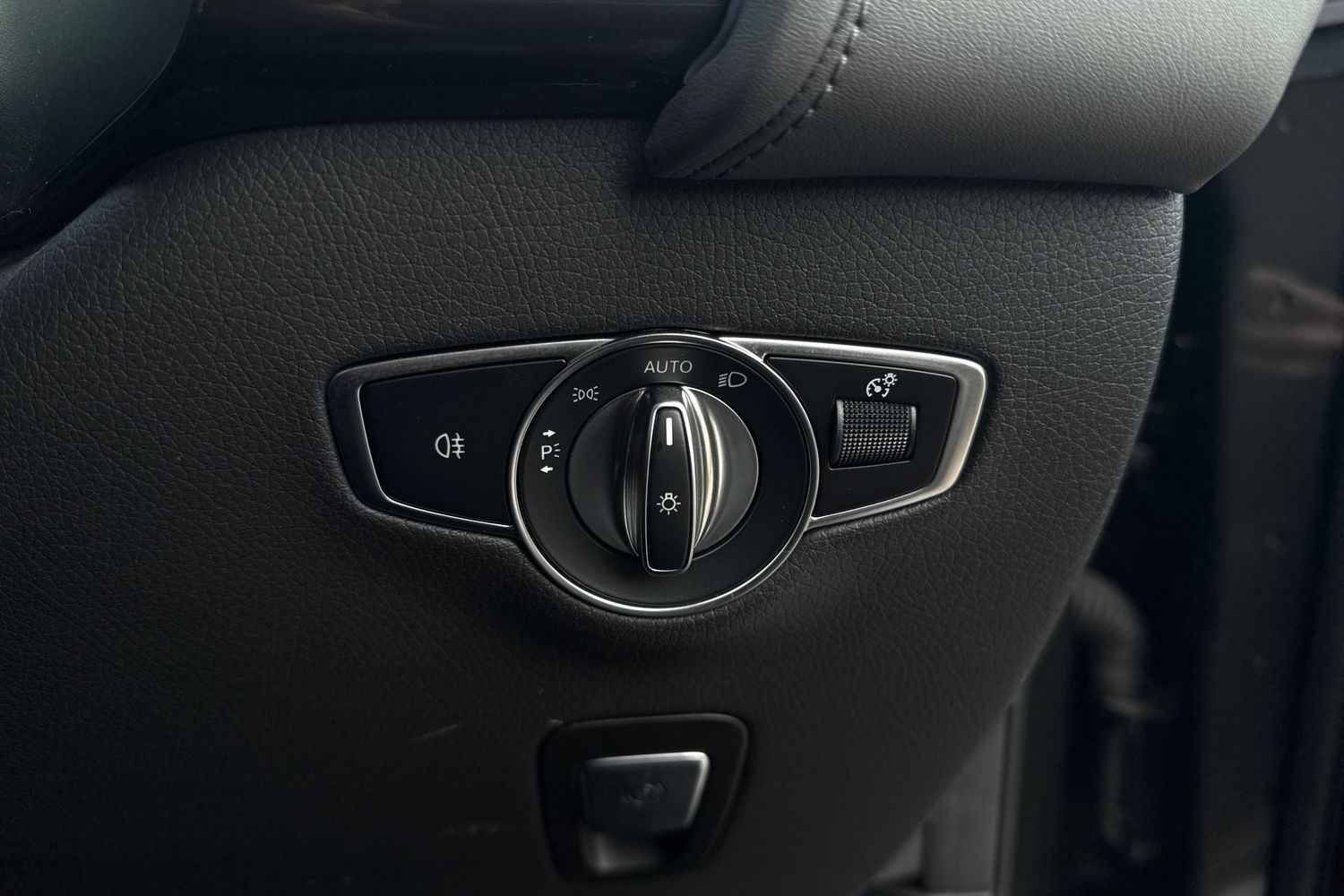 Used Mercedes-Benz EQC 2022 for sale - 76673013: Photo 12