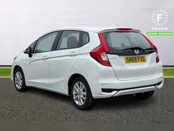 Used Honda Jazz 2020 for sale - 76264147: Photo 2