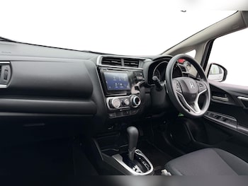 Used Honda Jazz 2020 for sale - 76264147: Photo 4
