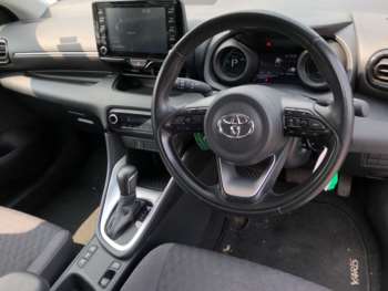 Used Toyota Yaris 2020 for sale - 74879991: Photo