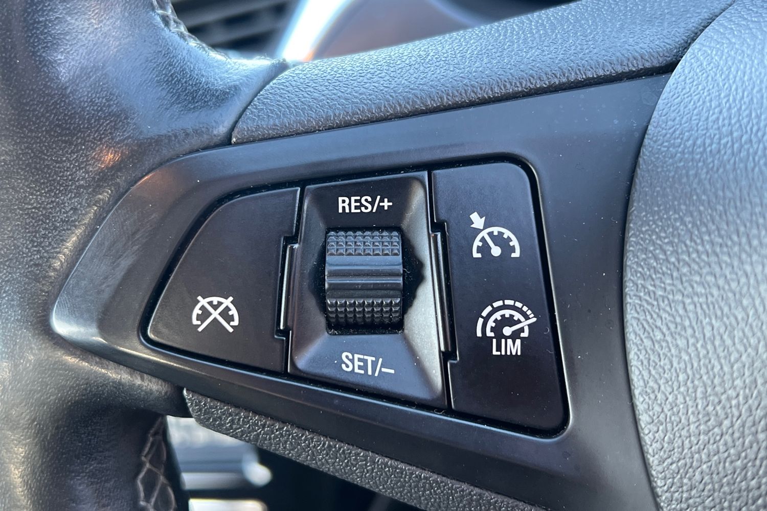 Used Vauxhall Corsa 2017 for sale - 77101176: Photo 11