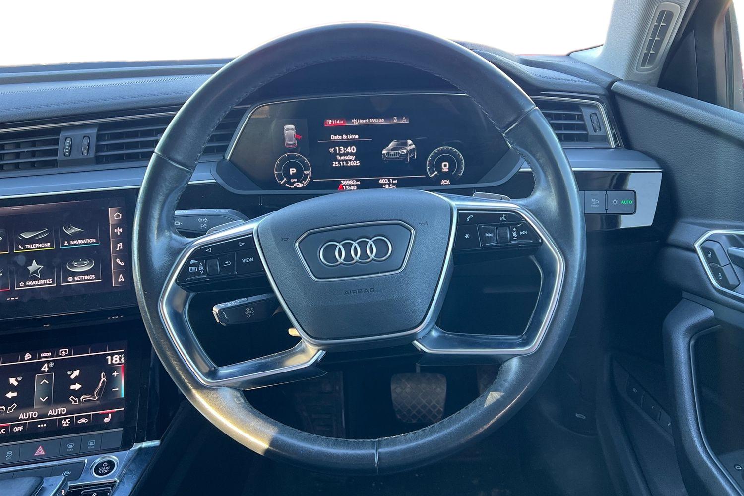 Used Audi e-tron 2021 for sale - 77943869: Photo 5