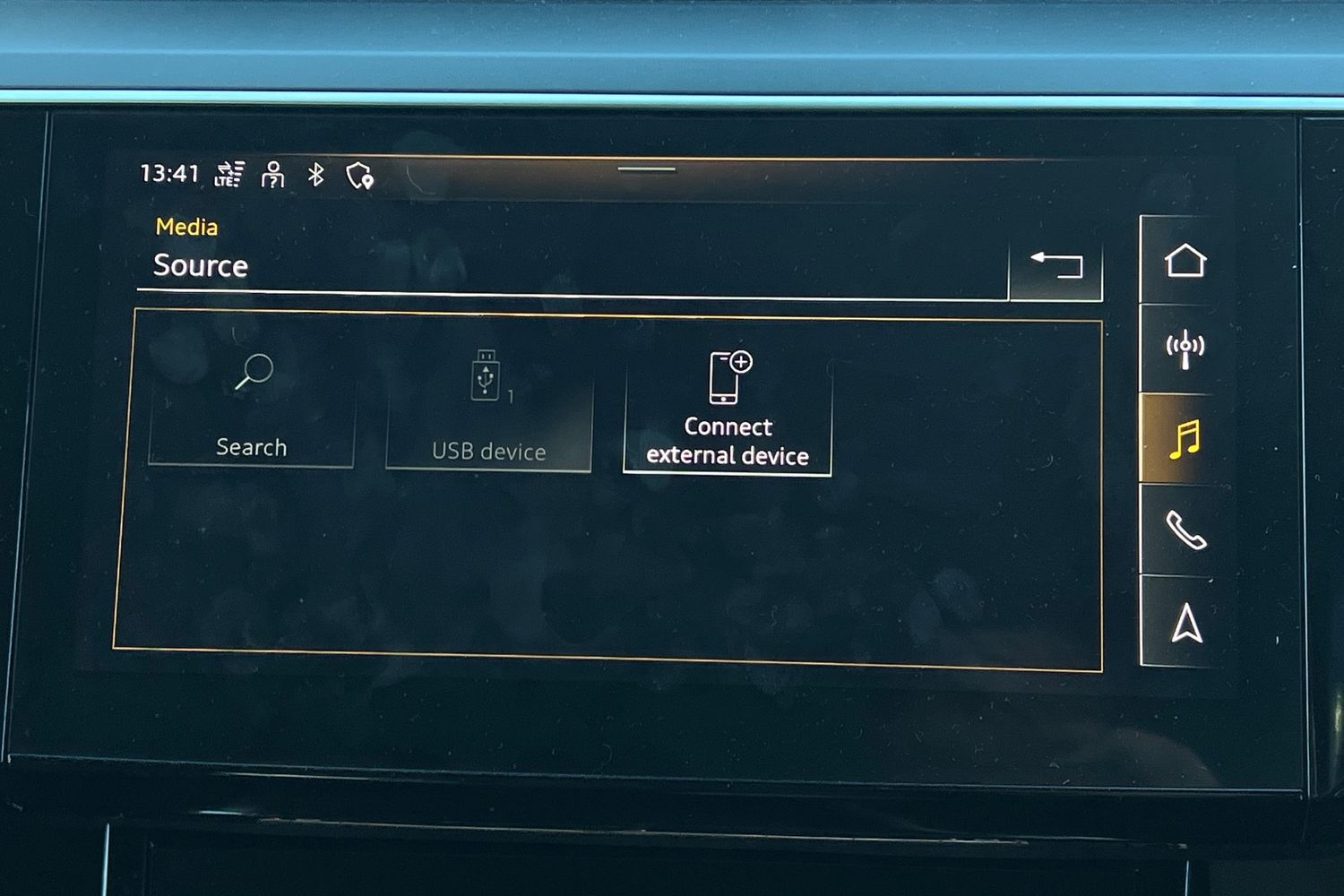 Used Audi e-tron 2021 for sale - 77943869: Photo 8