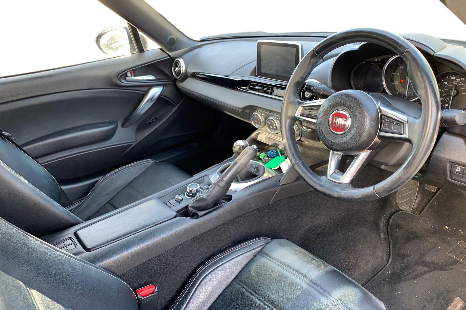 Used Fiat 124 Spider 2017 for sale - 76654487: Photo 3