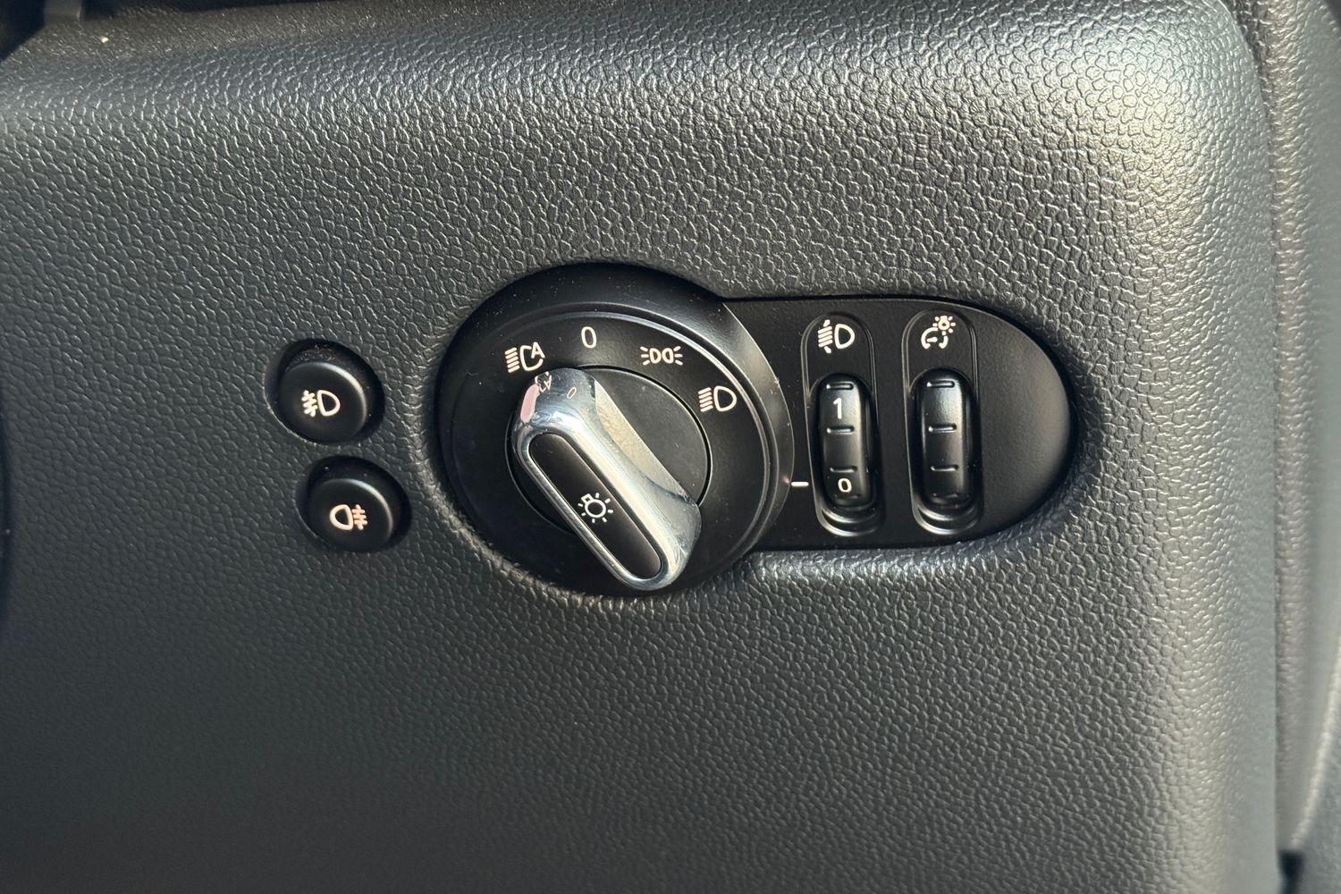 Used MINI Hatch 2020 for sale - 76909591: Photo 20