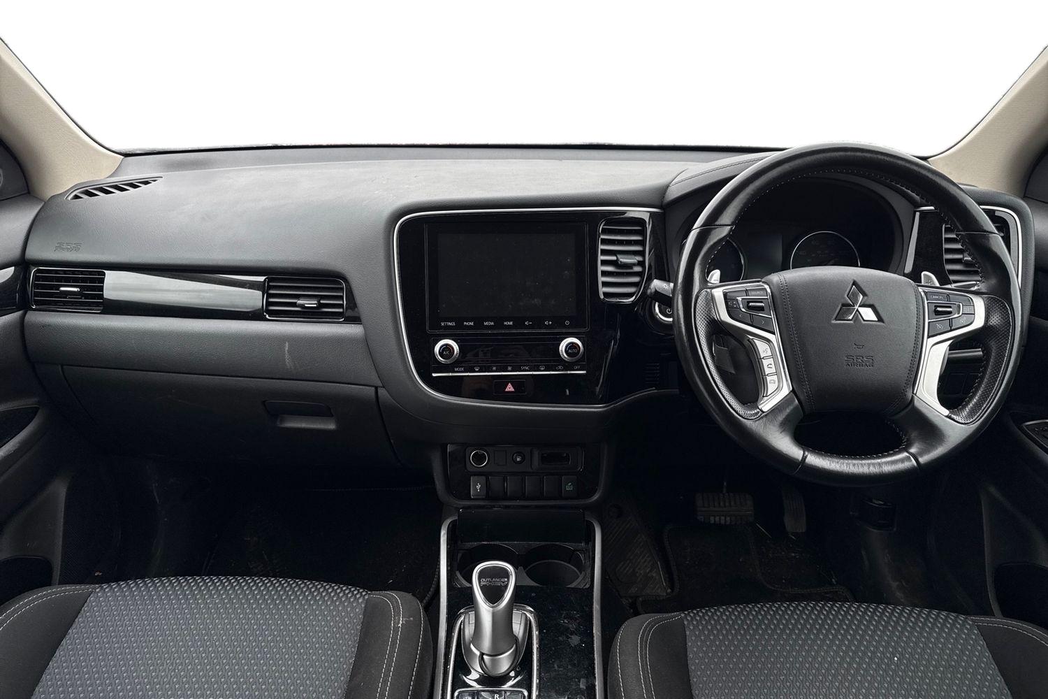 Used Mitsubishi Outlander 2021 for sale - 78177988: Photo 3