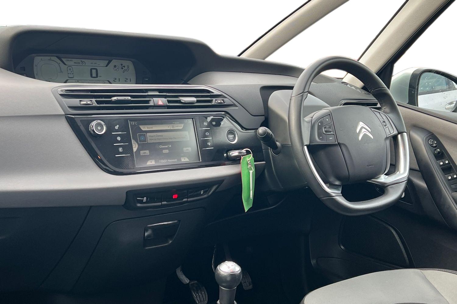 Used Citroen C4 Picasso 2016 for sale - 77649438: Photo 4