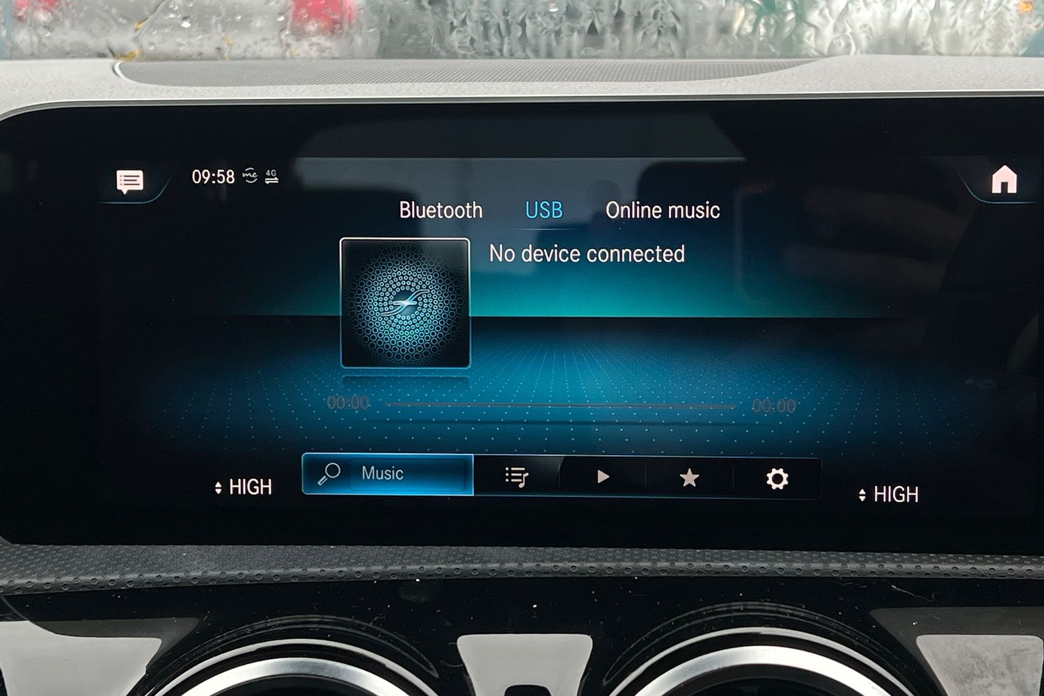 Used Mercedes-Benz A-Class 2018 for sale - 76576306: Photo 10