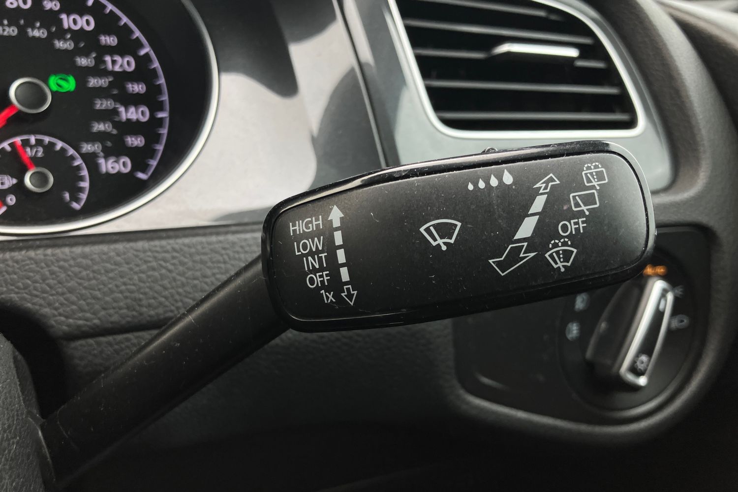 Used Volkswagen Golf 2019 for sale - 76972752: Photo 17